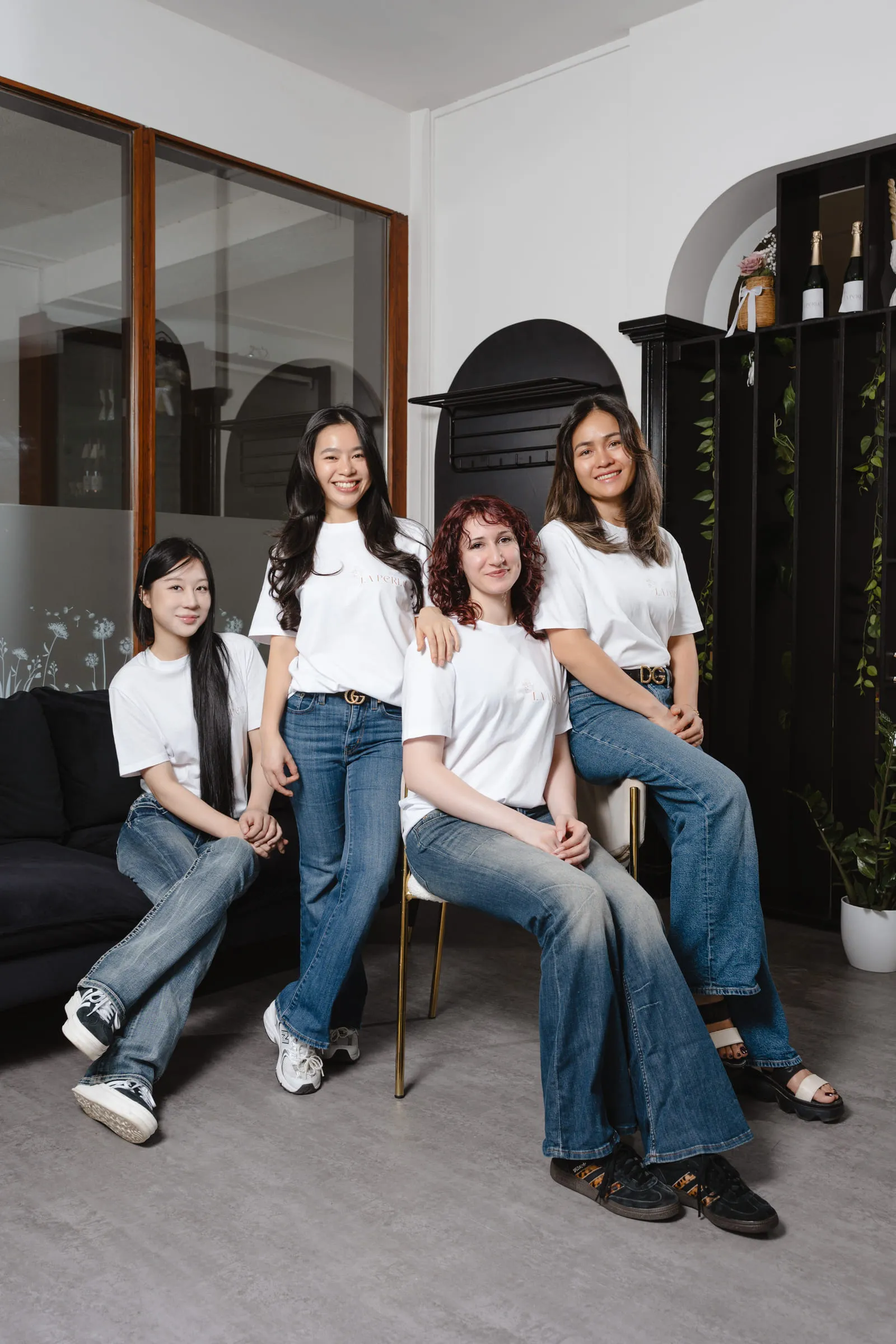 Das Team von La Perle Beauty Nails Head Spa in St. Pölten